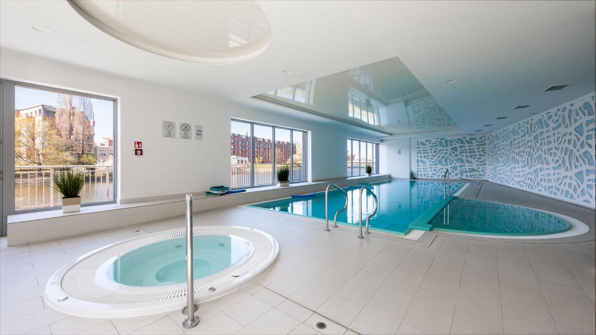 Flatbook Apartments Waterlane Island Spa With Riverview Gdansk Luaran gambar